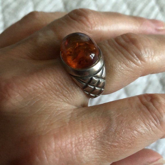 Sterling silver ring set with amber - Picture 3 of 3